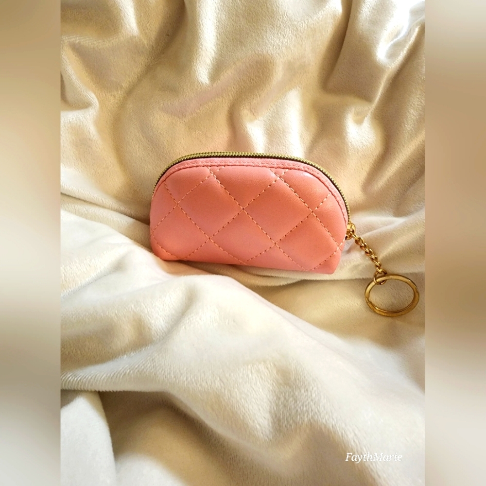 Quilted Pink Decor Coin/Earbud Purse - Picture 1 of 5
